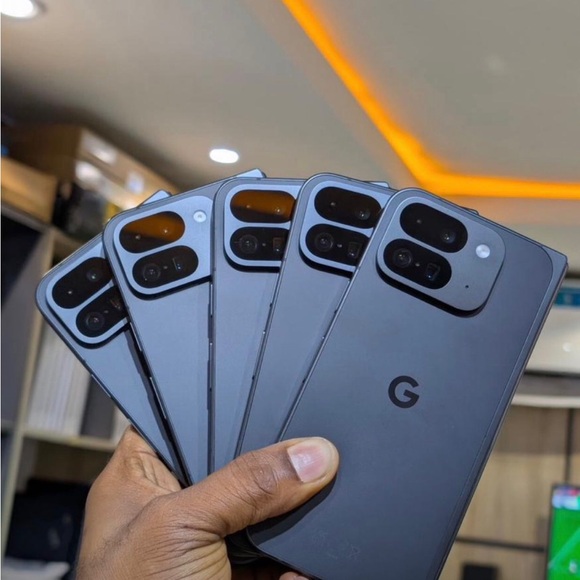 Google pixel pro 9 fold Smartphone in Sleek Gray